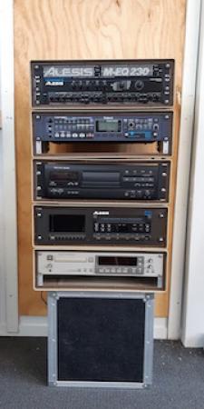 old_digital_equipment_1-1